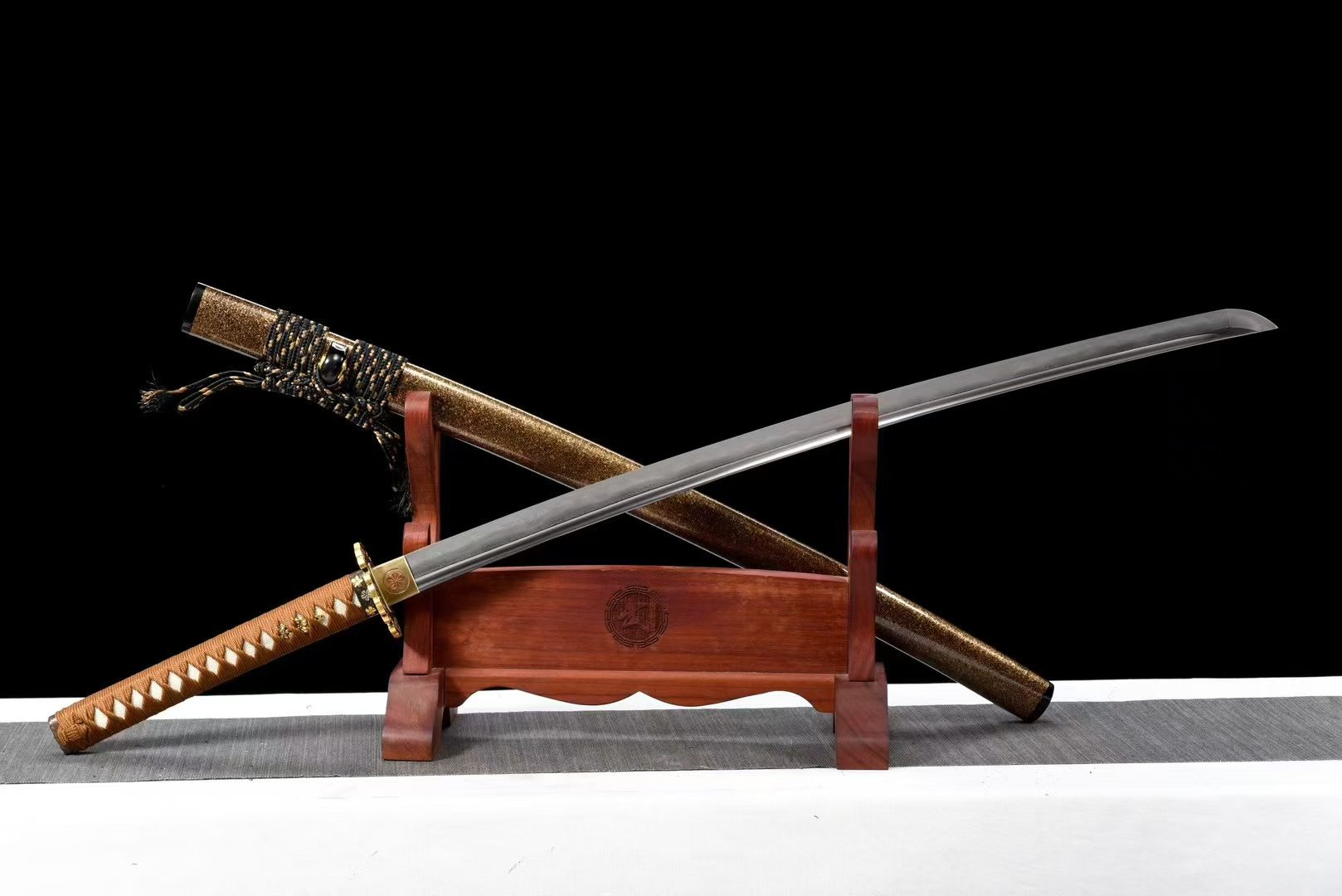 KIẾM NHẬT KATANA TRI THU – THÉP HOA VĂN BÁCH LUYỆN TÔI PHỦ ĐẤT MÀI BA MÀU THỦ CÔNG