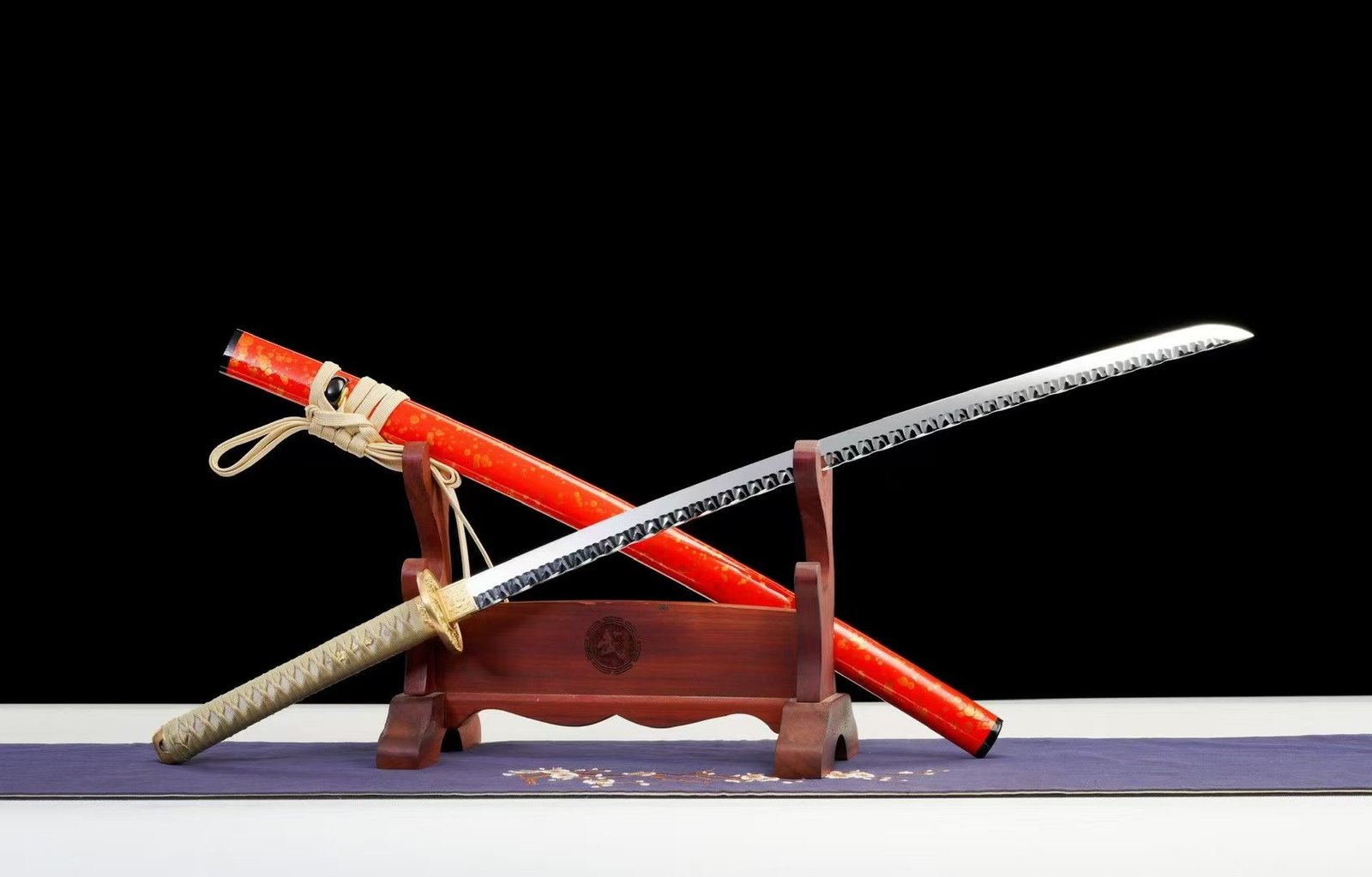 KATANA HỒNG ANH VÂN ĐÁ – THÉP CARBON CAO, VÂN RÈN TỰ NHIÊN, HOÀN THIỆN GƯƠNG